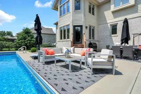 12542 Scottish Bend Carmel IN 46033