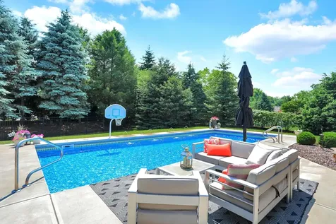 12542 Scottish Bend Carmel IN 46033