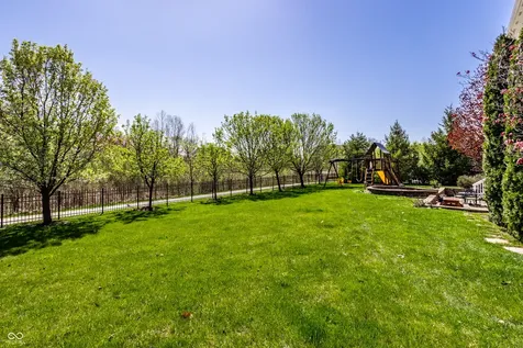 13227 Frogmore Street Carmel IN 46032
