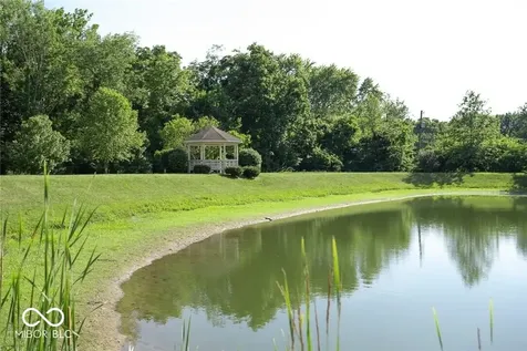 1153 Easy Street Greenwood IN 46142