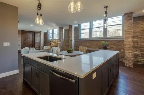 749 N Park Avenue Indianapolis IN 46202