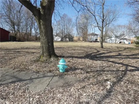 1734 Sheldon Street Indianapolis IN 46218