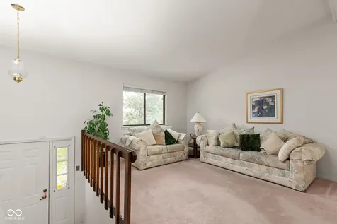 8011 Sunfield Court Indianapolis IN 46214