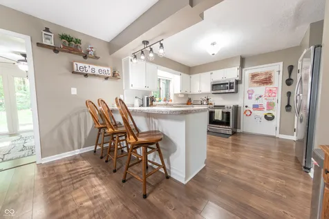 8925 W State Road 46 Columbus IN 47201