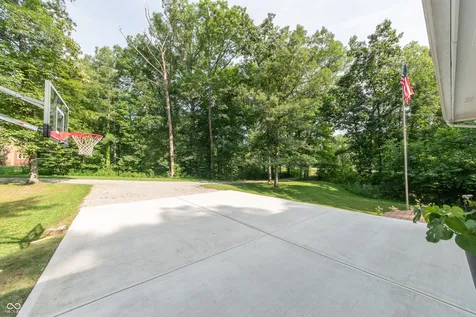 8925 W State Road 46 Columbus IN 47201