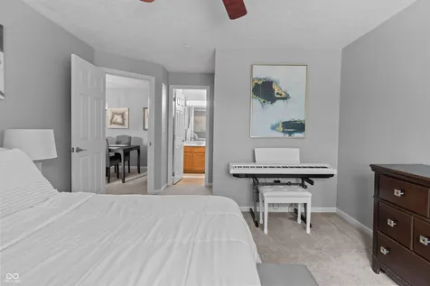 8820 Yardley Court Indianapolis IN 46268