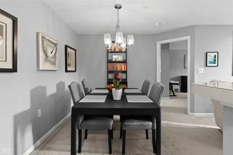 8820 Yardley Court Indianapolis IN 46268