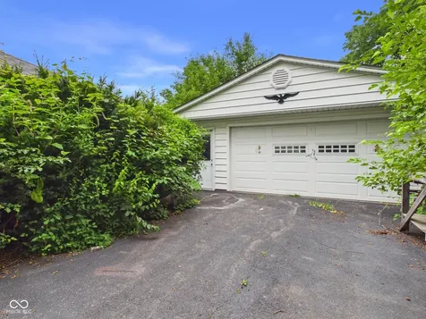 15024 W 5th Street Daleville IN 47334