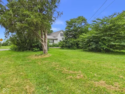 15024 W 5th Street Daleville IN 47334