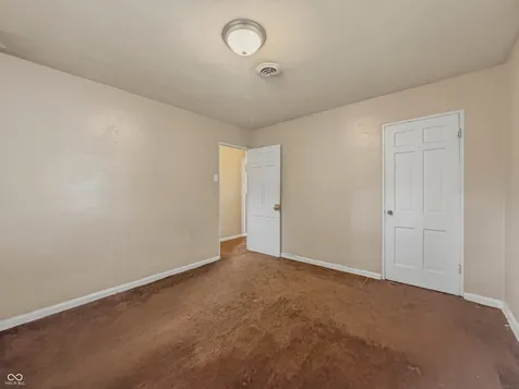 6225 Raleigh Drive Indianapolis IN 46219