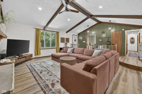 3986 Creekwood Drive Greenwood IN 46142