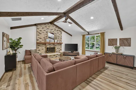 3986 Creekwood Drive Greenwood IN 46142