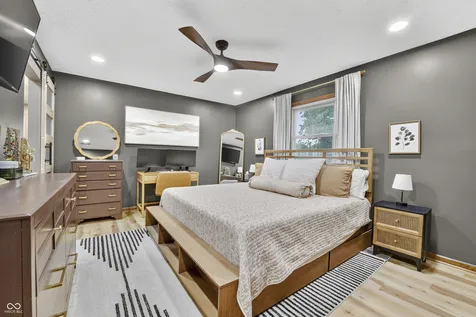 3986 Creekwood Drive Greenwood IN 46142