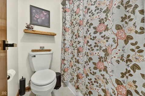 3986 Creekwood Drive Greenwood IN 46142