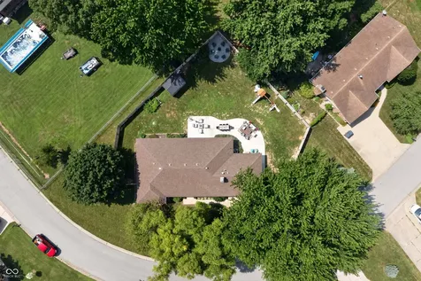 3986 Creekwood Drive Greenwood IN 46142