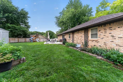 3986 Creekwood Drive Greenwood IN 46142