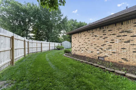 3986 Creekwood Drive Greenwood IN 46142