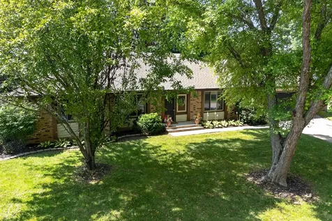 3986 Creekwood Drive Greenwood IN 46142