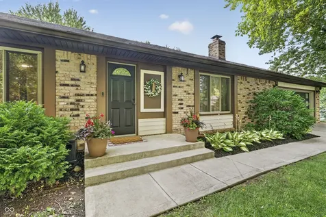 3986 Creekwood Drive Greenwood IN 46142
