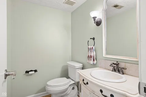 15229 Shoreway East Court Carmel IN 46032