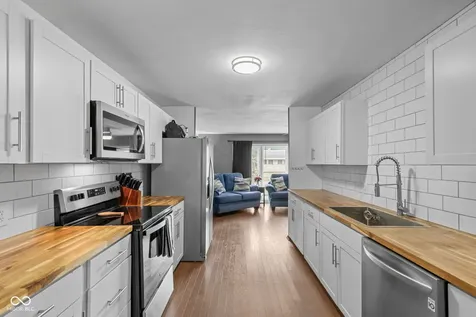 214 Wayside Drive Plainfield IN 46168