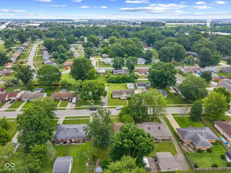 214 Wayside Drive Plainfield IN 46168