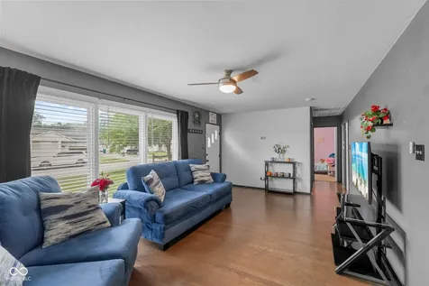 214 Wayside Drive Plainfield IN 46168