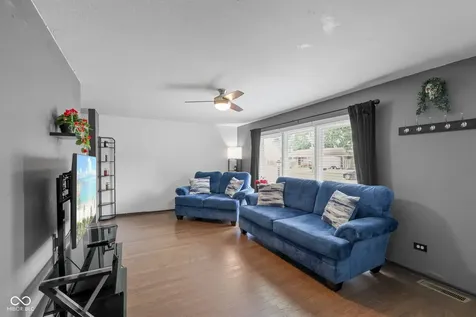 214 Wayside Drive Plainfield IN 46168