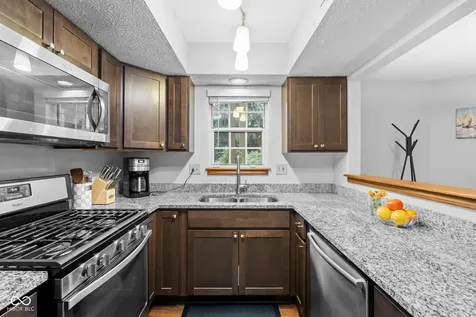 4688 Shireton Court Indianapolis IN 46254