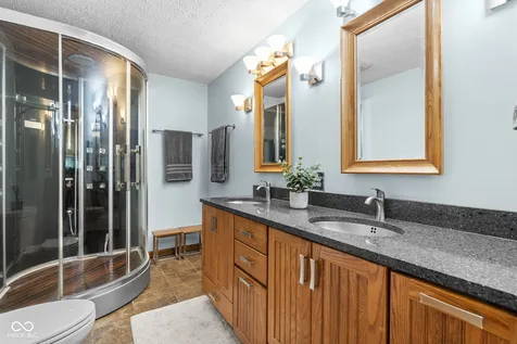 4688 Shireton Court Indianapolis IN 46254