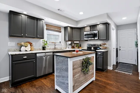 1503 Tulip Drive Franklin IN 46131