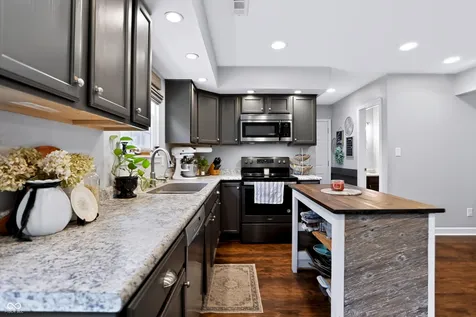 1503 Tulip Drive Franklin IN 46131