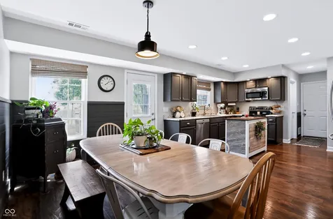 1503 Tulip Drive Franklin IN 46131