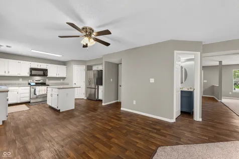3244 Rolling Hill Drive Columbus IN 47201