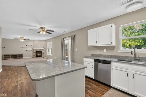3244 Rolling Hill Drive Columbus IN 47201