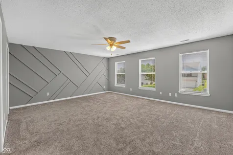3244 Rolling Hill Drive Columbus IN 47201
