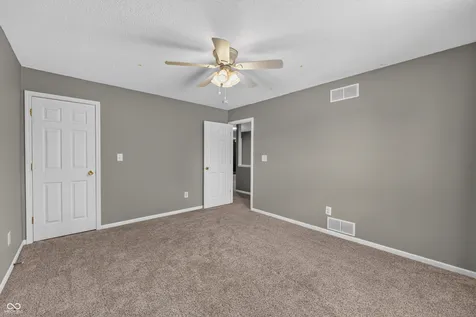 3244 Rolling Hill Drive Columbus IN 47201