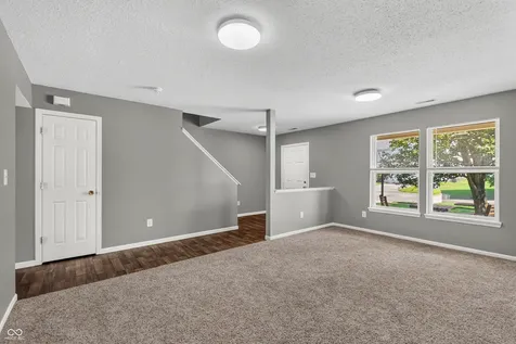 3244 Rolling Hill Drive Columbus IN 47201