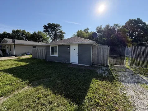 1271 Worcester Indianapolis IN 46203