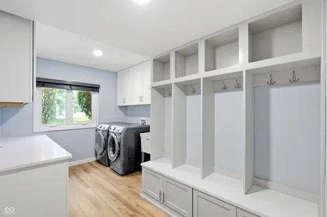 1040 Ridge Court Carmel IN 46033