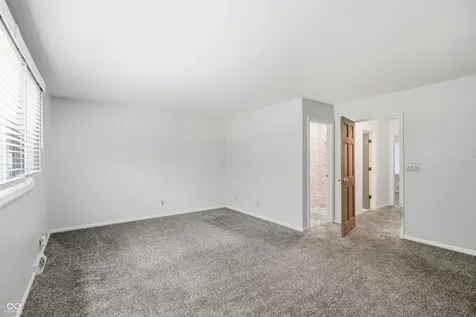 1040 Ridge Court Carmel IN 46033