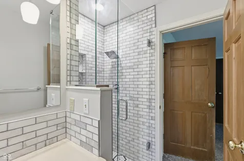 1040 Ridge Court Carmel IN 46033