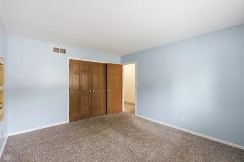 1040 Ridge Court Carmel IN 46033