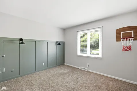 1040 Ridge Court Carmel IN 46033