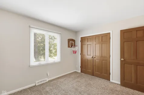 1040 Ridge Court Carmel IN 46033