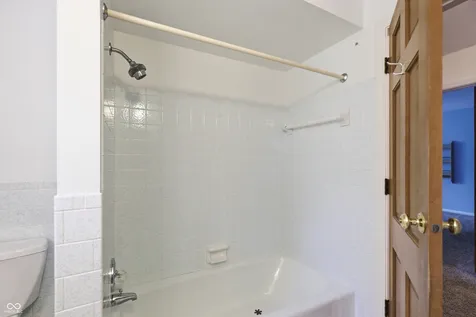 1040 Ridge Court Carmel IN 46033
