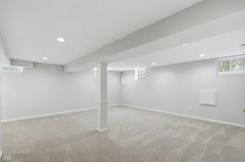 1040 Ridge Court Carmel IN 46033