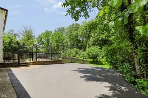1040 Ridge Court Carmel IN 46033