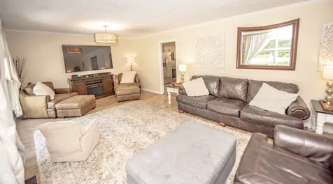 9895 Haverstick Road Carmel IN 46280