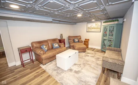 9895 Haverstick Road Carmel IN 46280